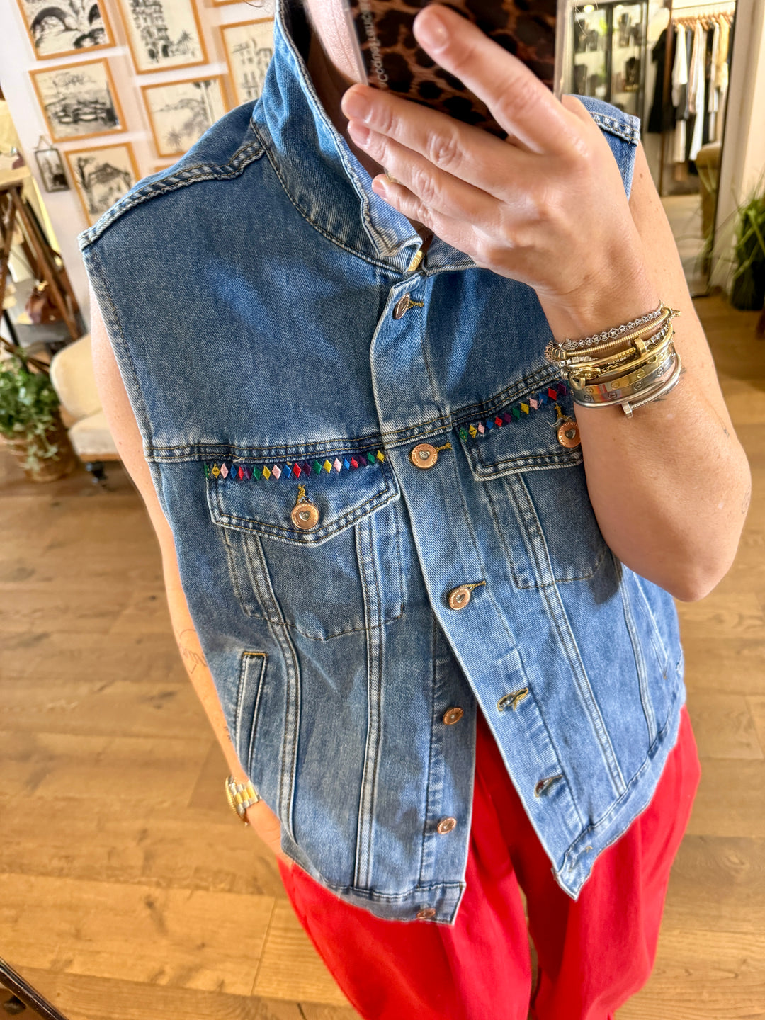 Costa Vest