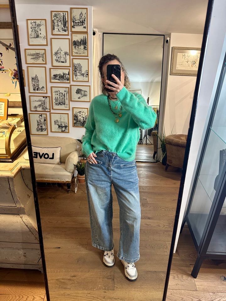 Loty Jumper