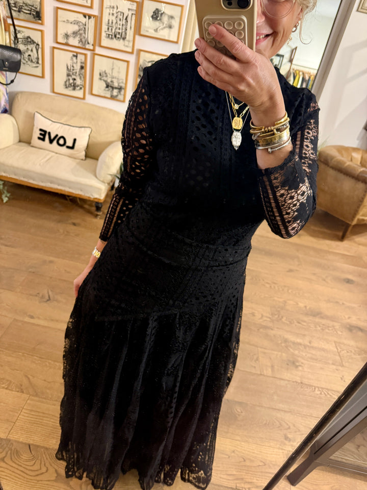 Lanou Dress