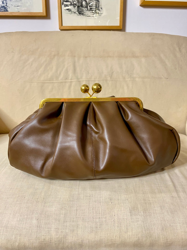Poppins Clutch