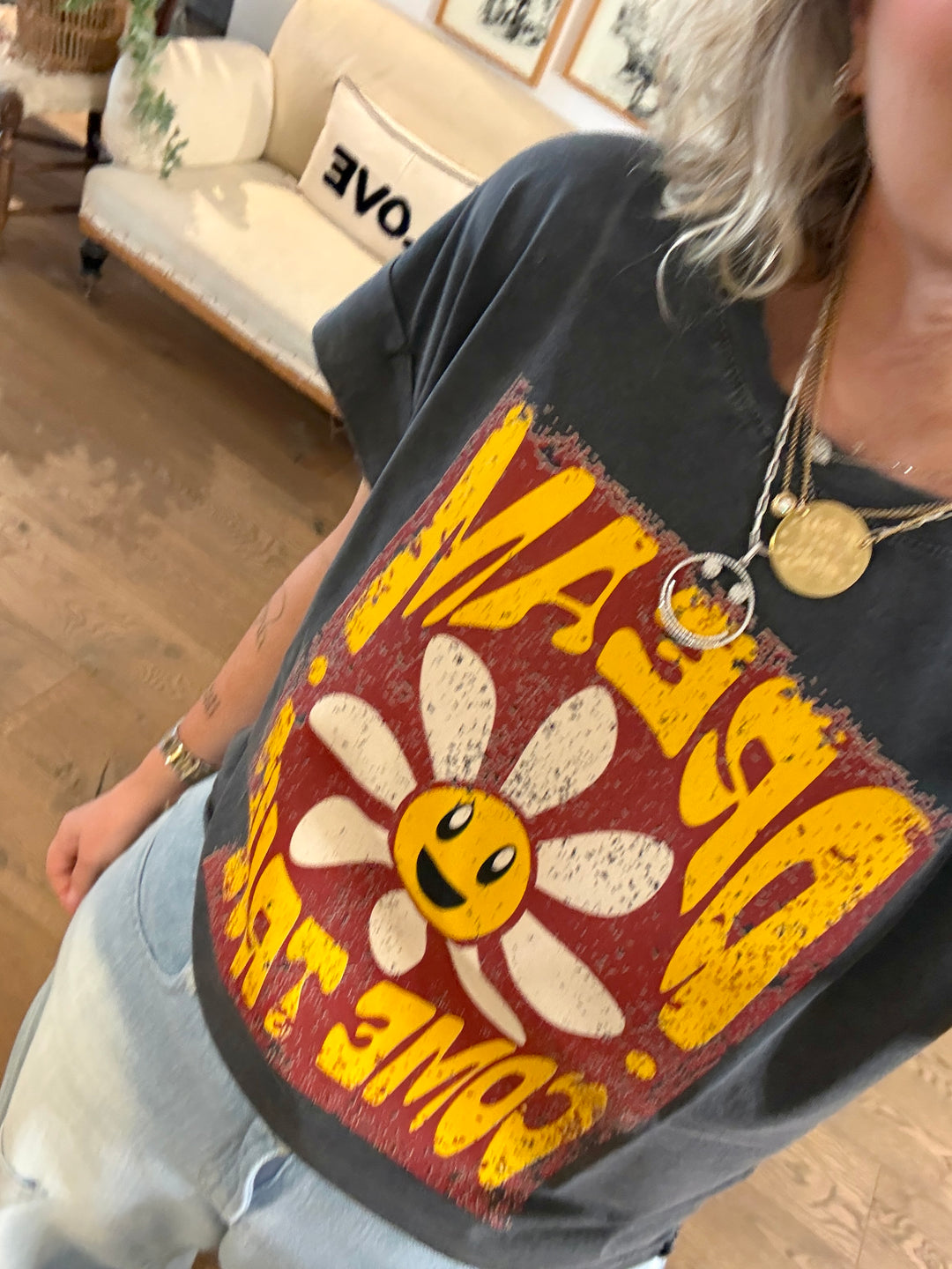 Daisy Tee