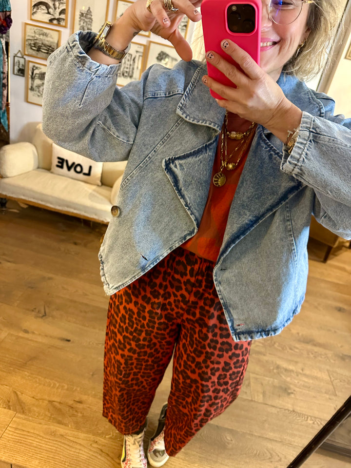 Magic Pants