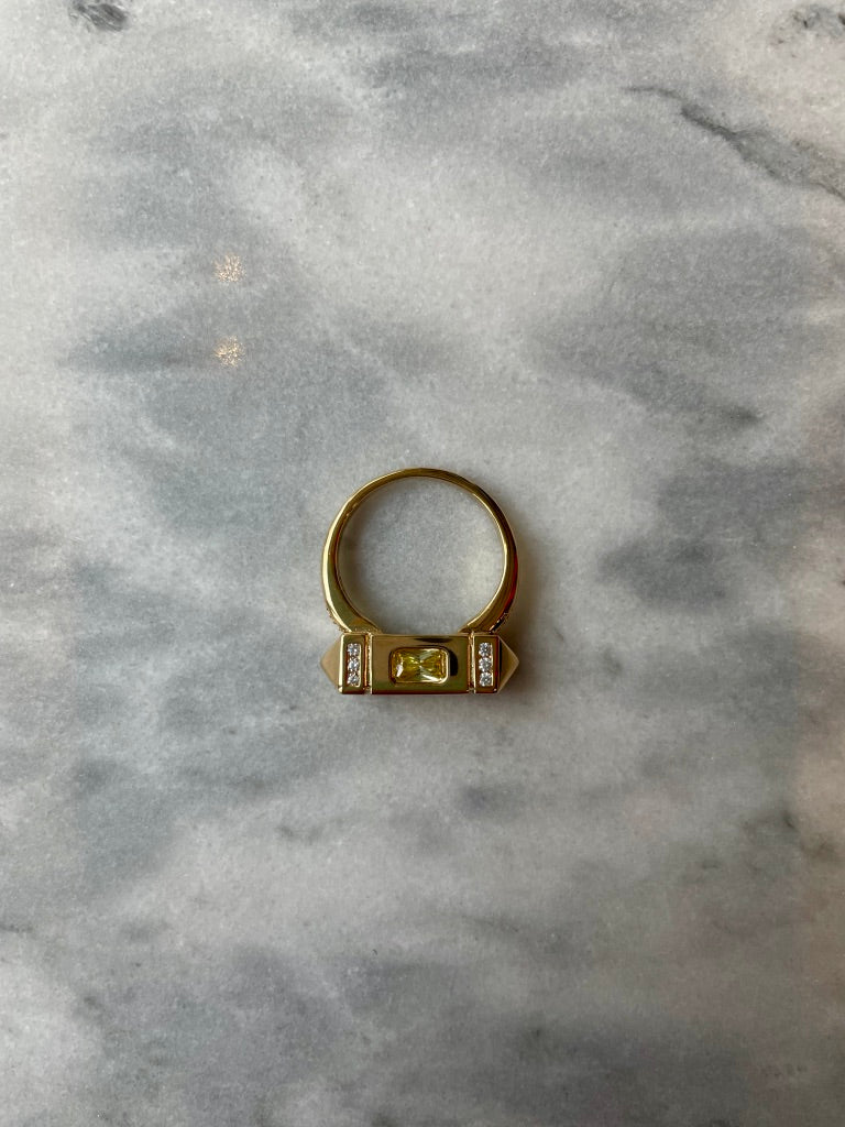 Tita Ring