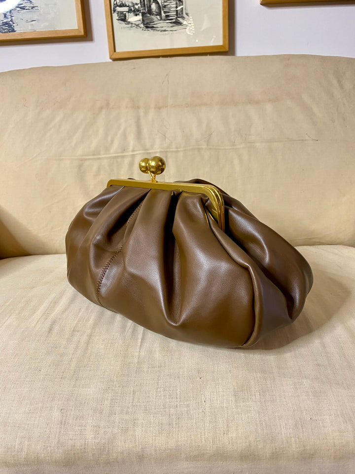Poppins Clutch