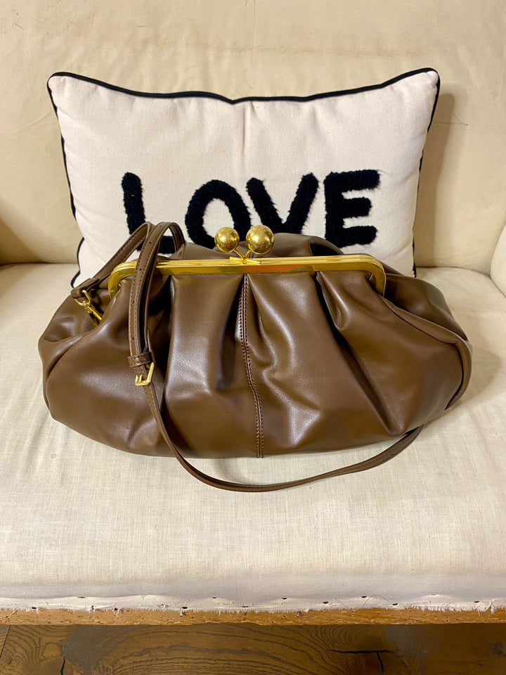 Poppins Clutch