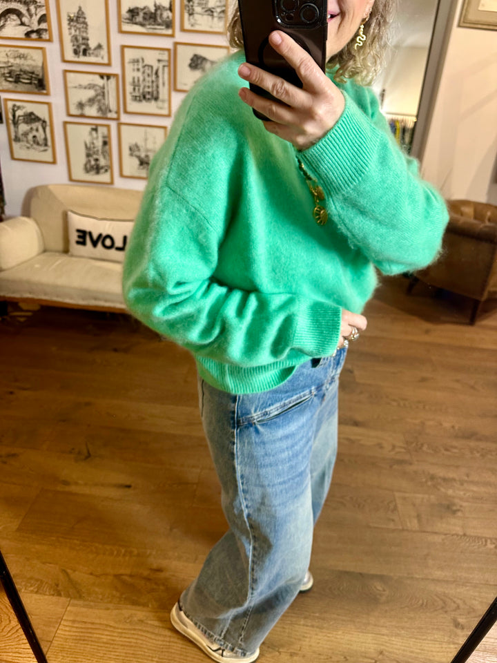Loty Jumper