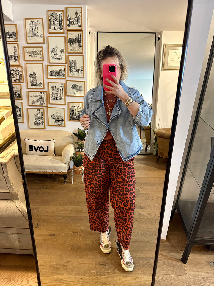 Magic Pants