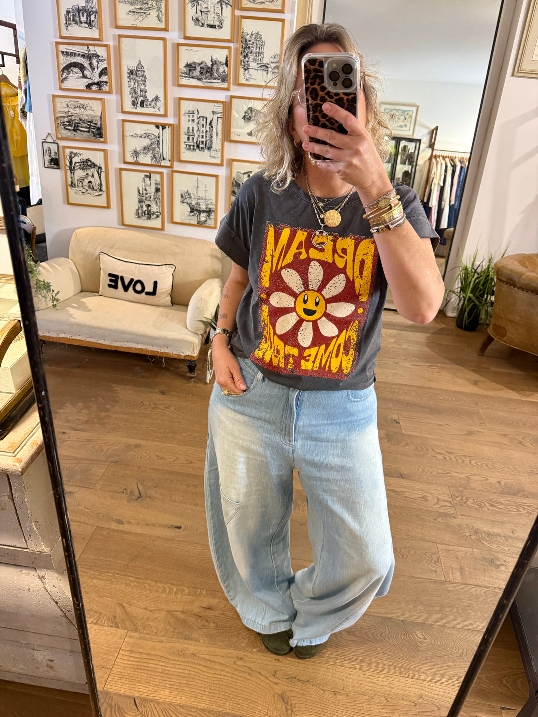 Daisy Tee