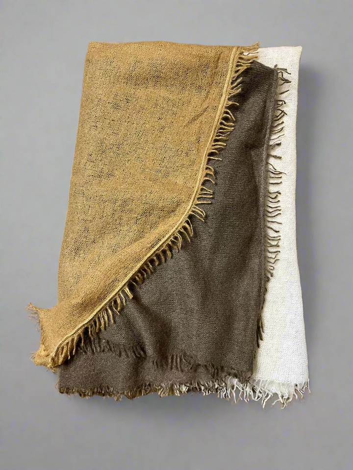 Valeria Scarf
