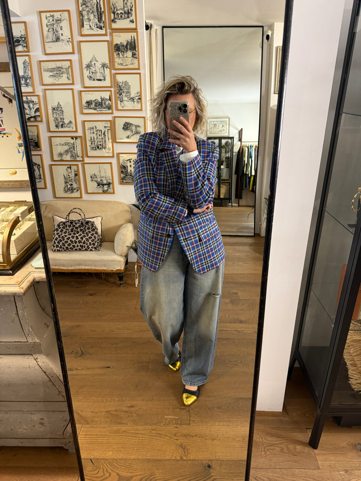 Ecked Blazer