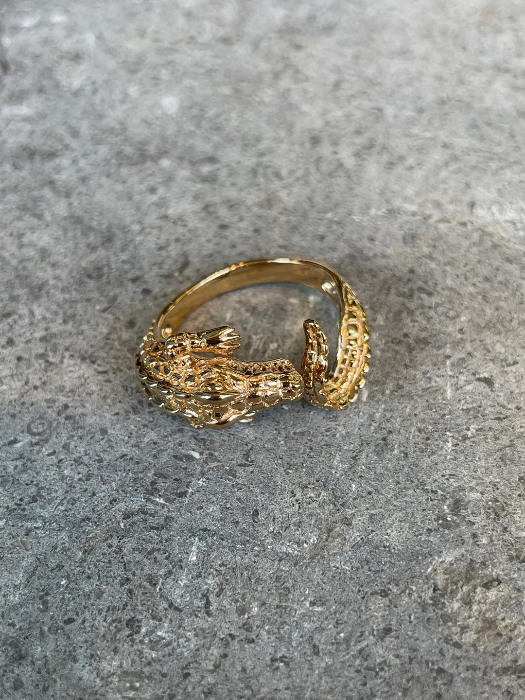 Croc Ring