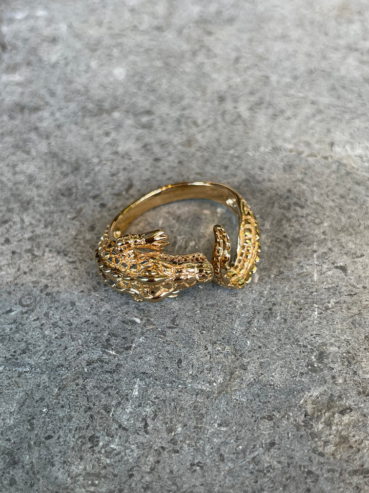Croc Ring