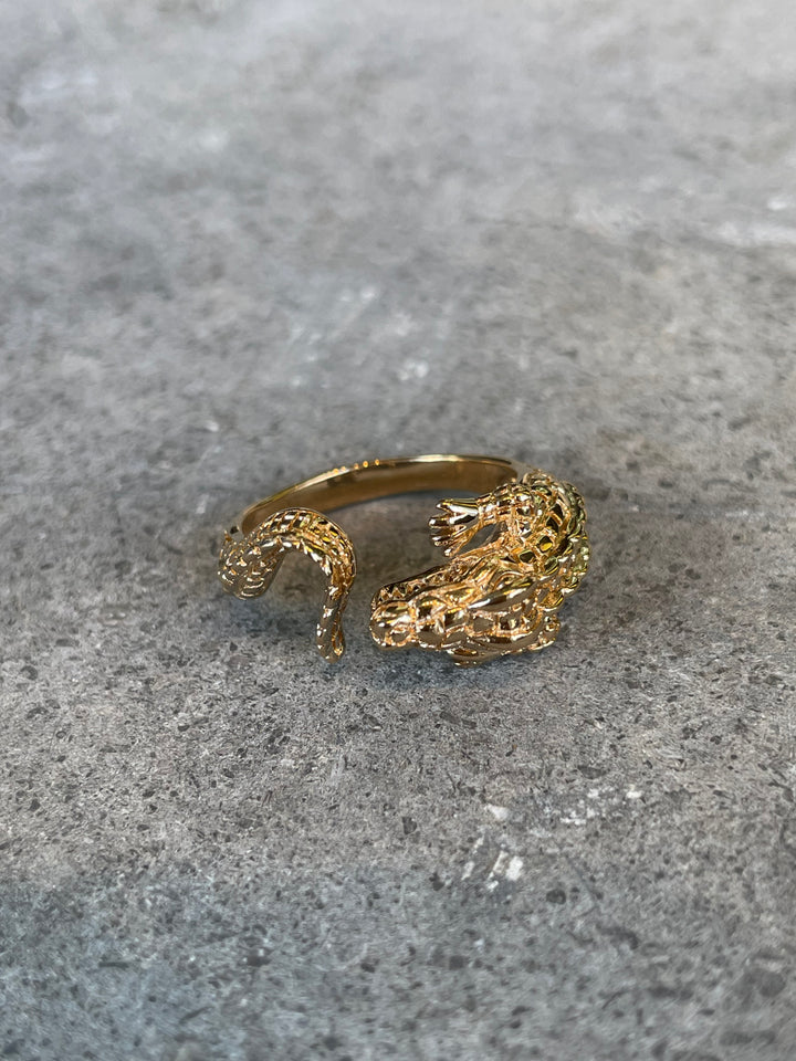Croc Ring