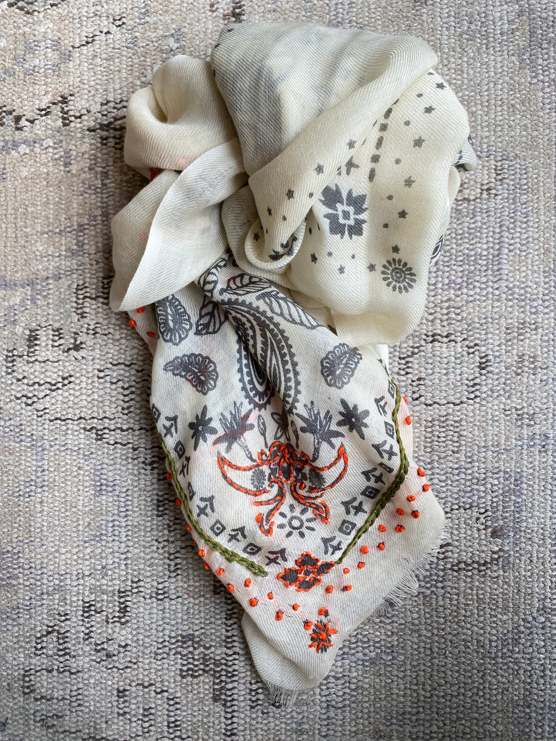 Bobi Scarf