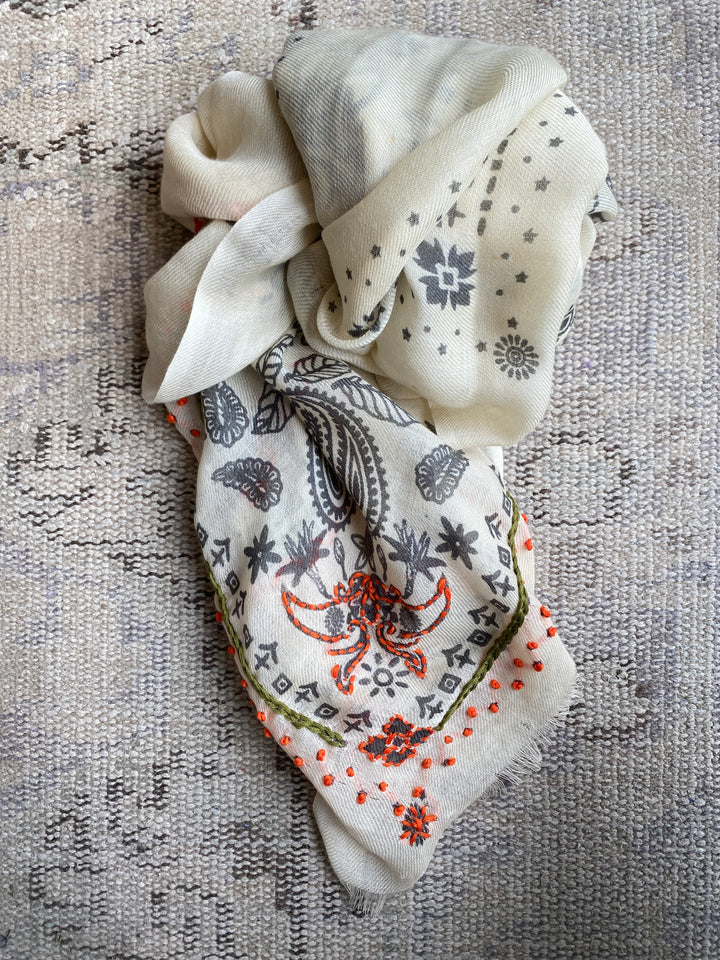 Bobi Scarf